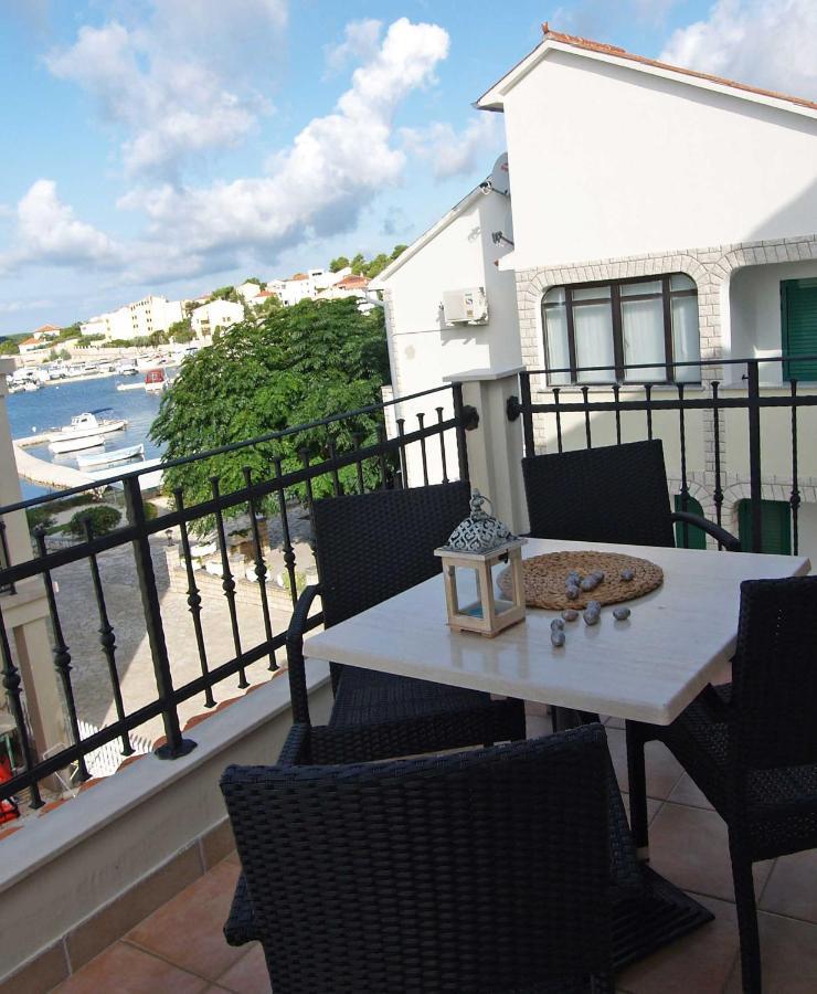 Apartments Villa Papalina 2 Ραμπ Εξωτερικό φωτογραφία